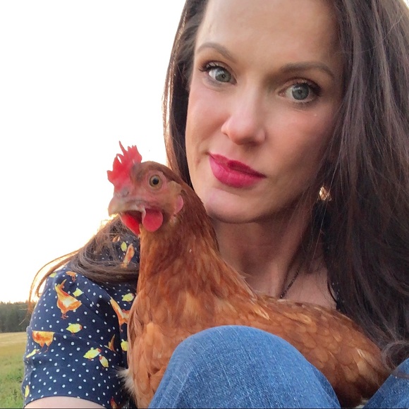 Meet your Posher, Kandise 👋🏻👋🏻👋🏻 - Picture 7 of 7